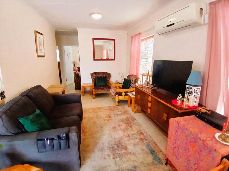 3 Bedroom Property for Sale in Stilbaai Wes Western Cape